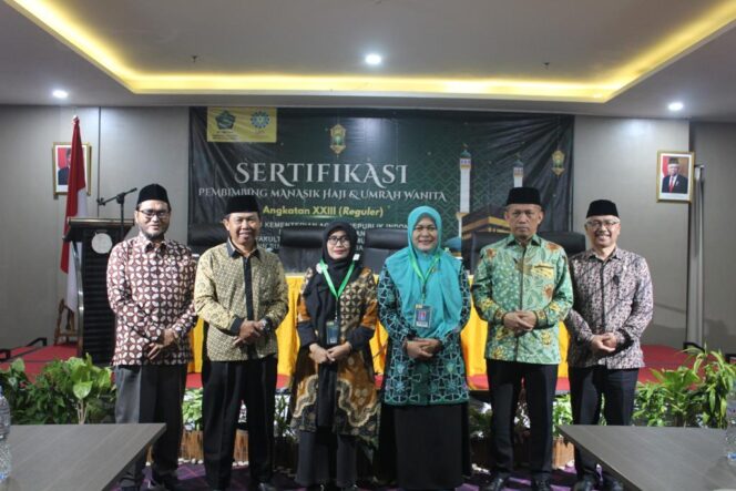 
 Top! Pertama di Indonesia, UIN Bandung Adakan Sertifikasi Pembimbing Haji dan Umrah Wanita